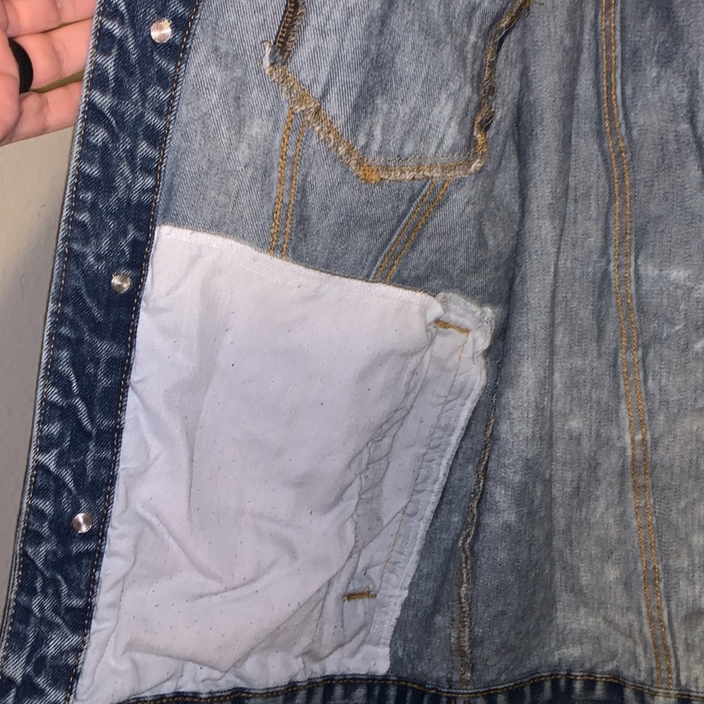 Member’s only denim Nickelodeon jacket - Picture 5 of 8
